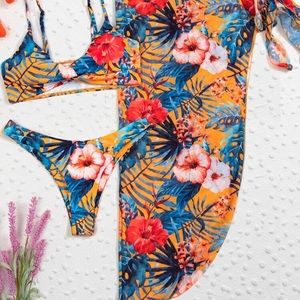 Tropical bikini set